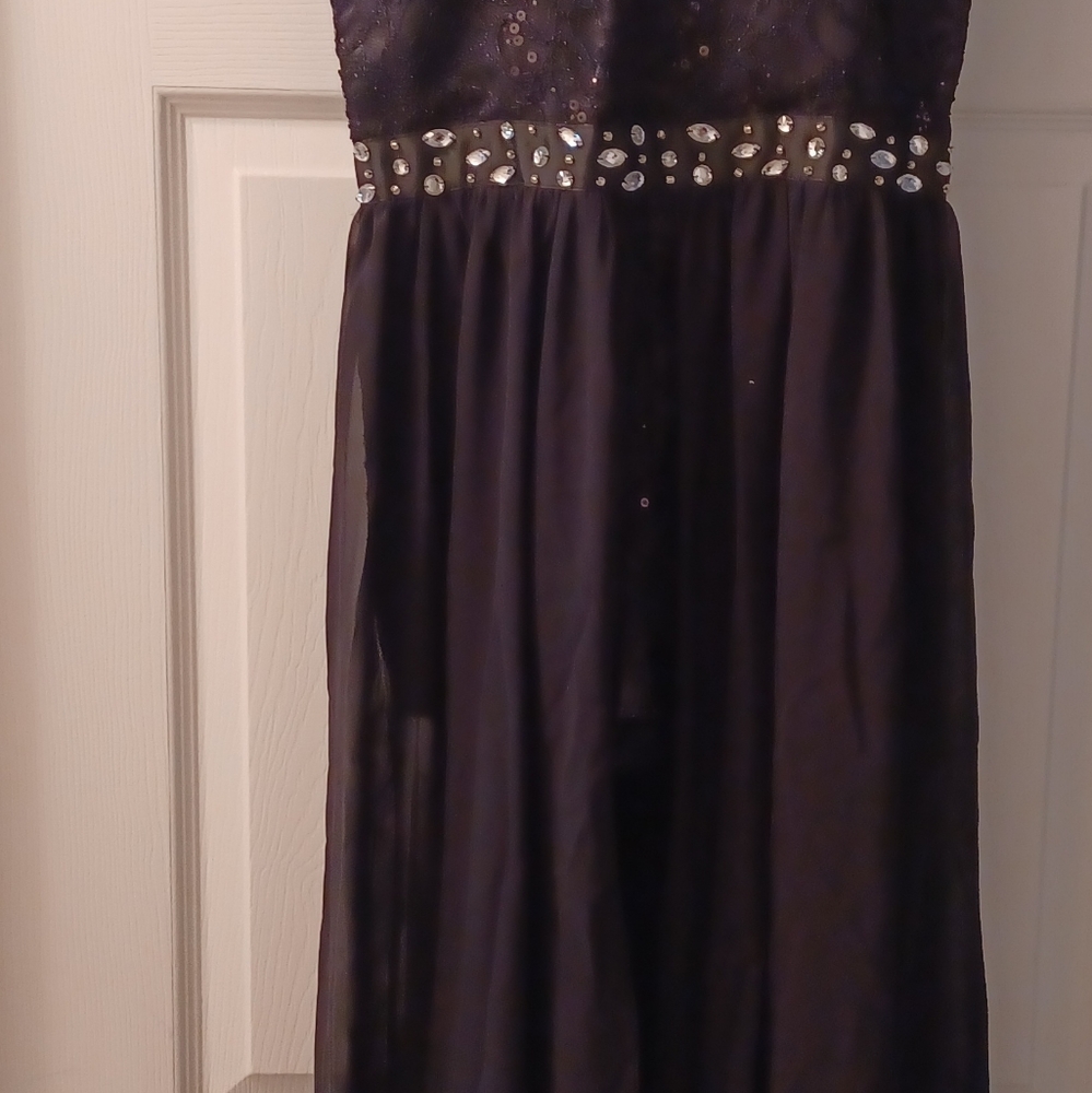 Juniors Black Short Dress